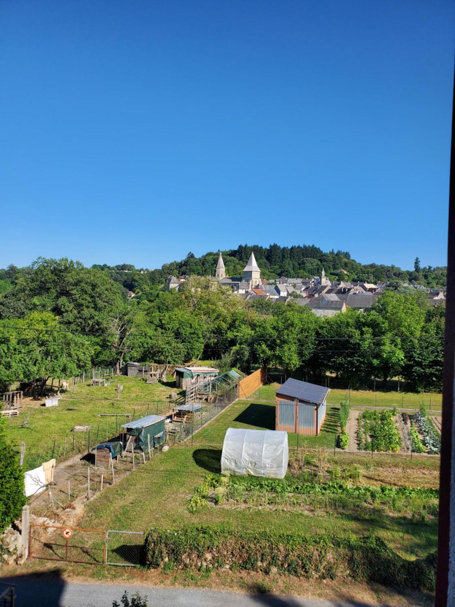 Apartmán Aux Cieux Bénévent-lʼAbbaye Exteriér fotografie